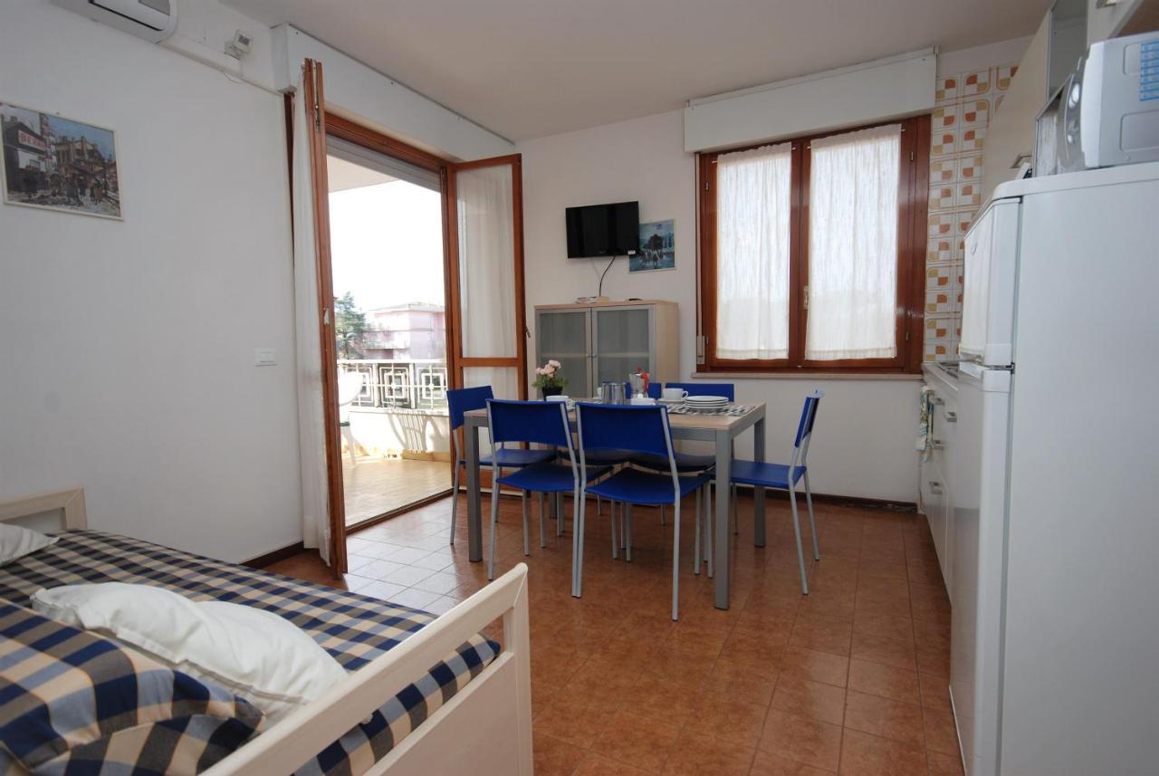 Ferienwohnung Residenza Gardenia Lignano Sabbiadoro Exterior foto